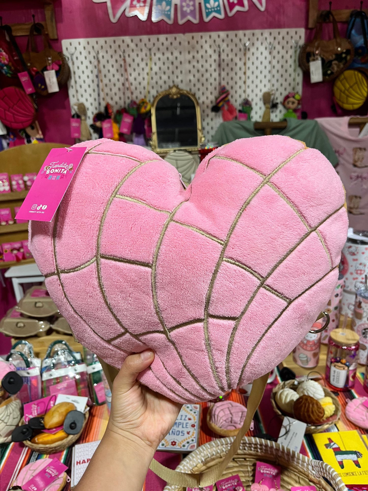 Concha backpack/ purse
