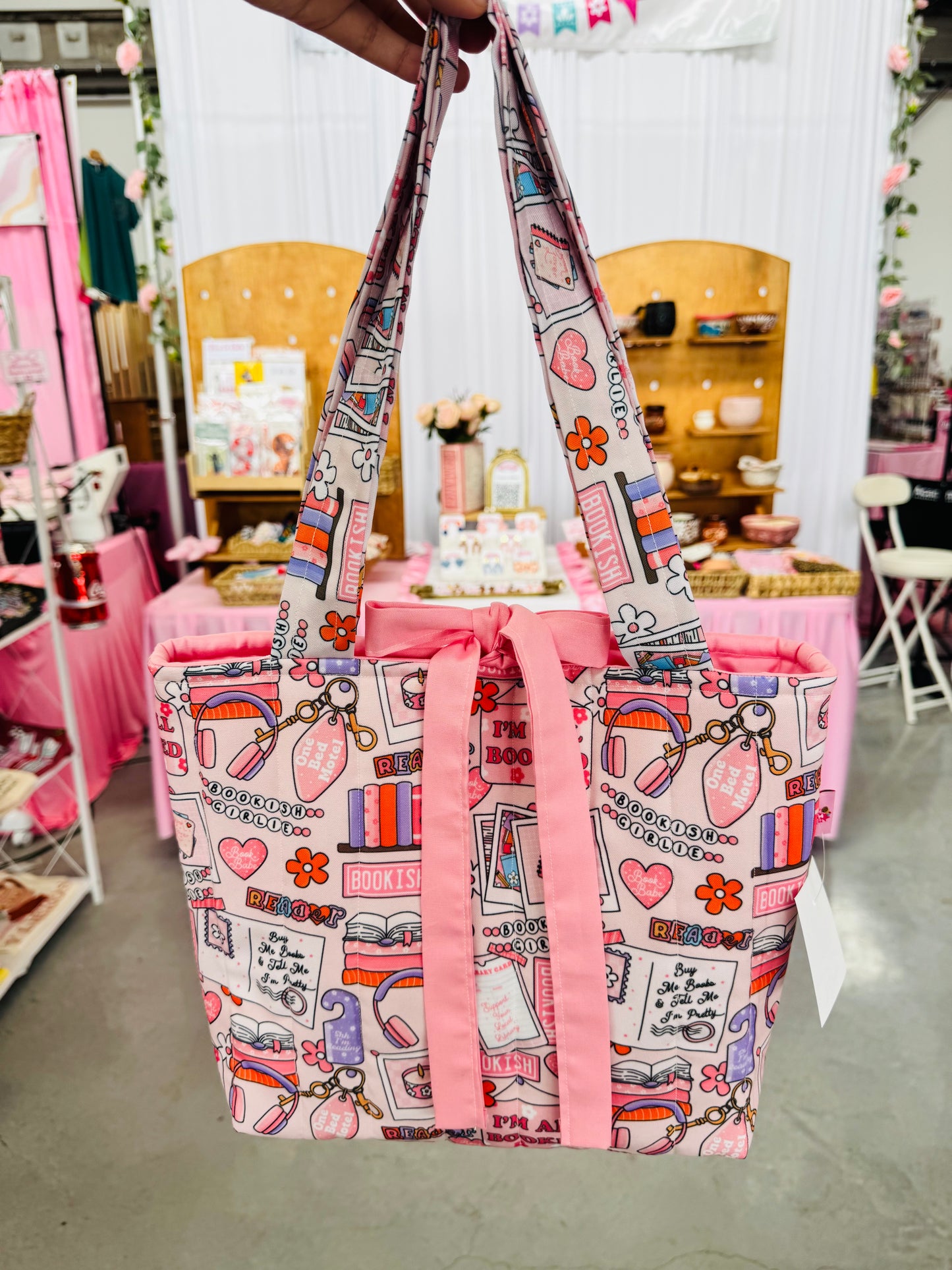 Bookish tote