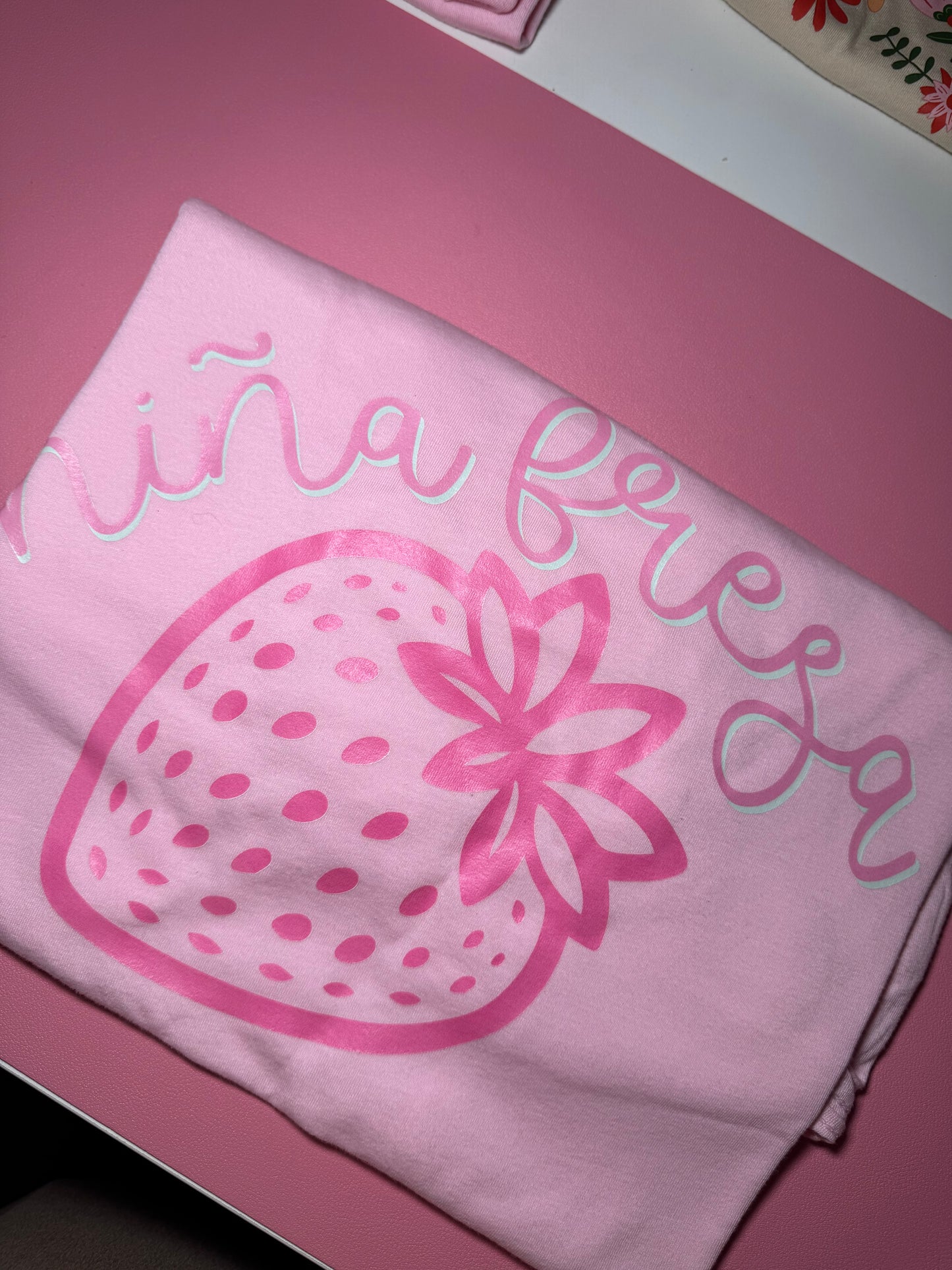 Niña fresa t-shirt
