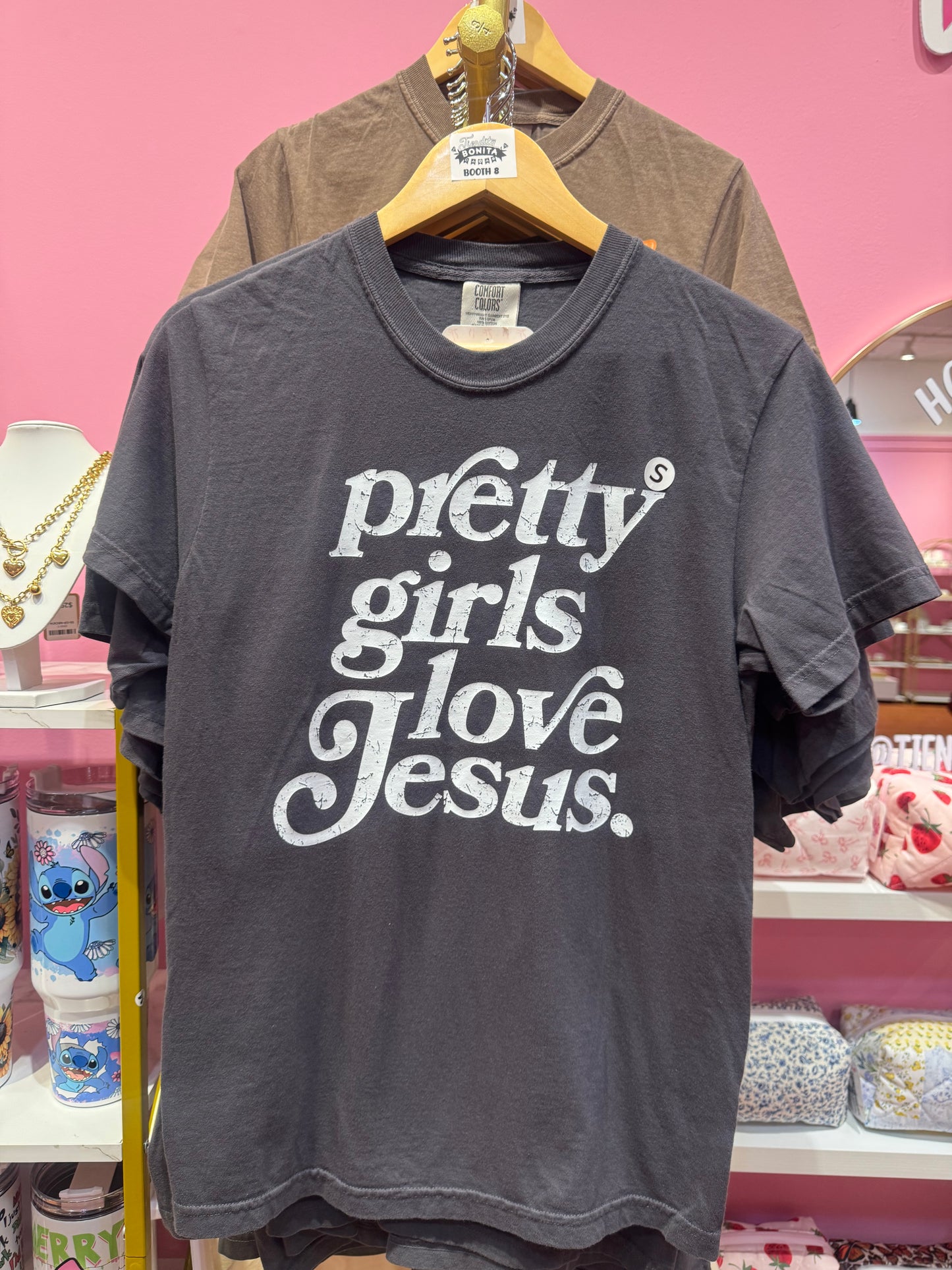 Pretty girls loves Jesus tee