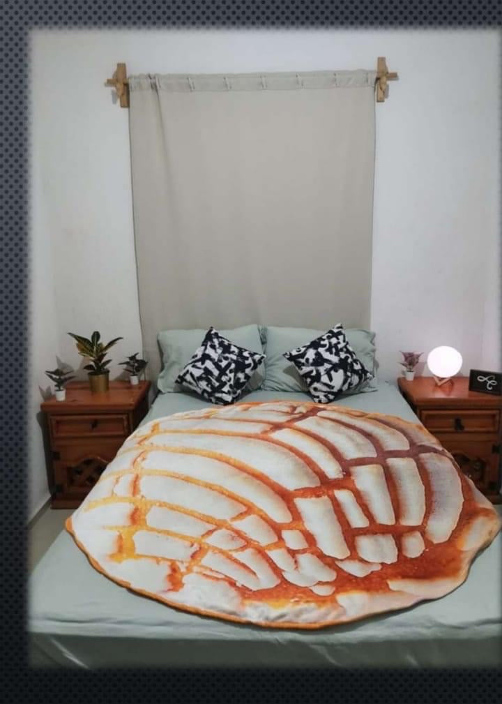 Tortilla,concha,mazapan blankets