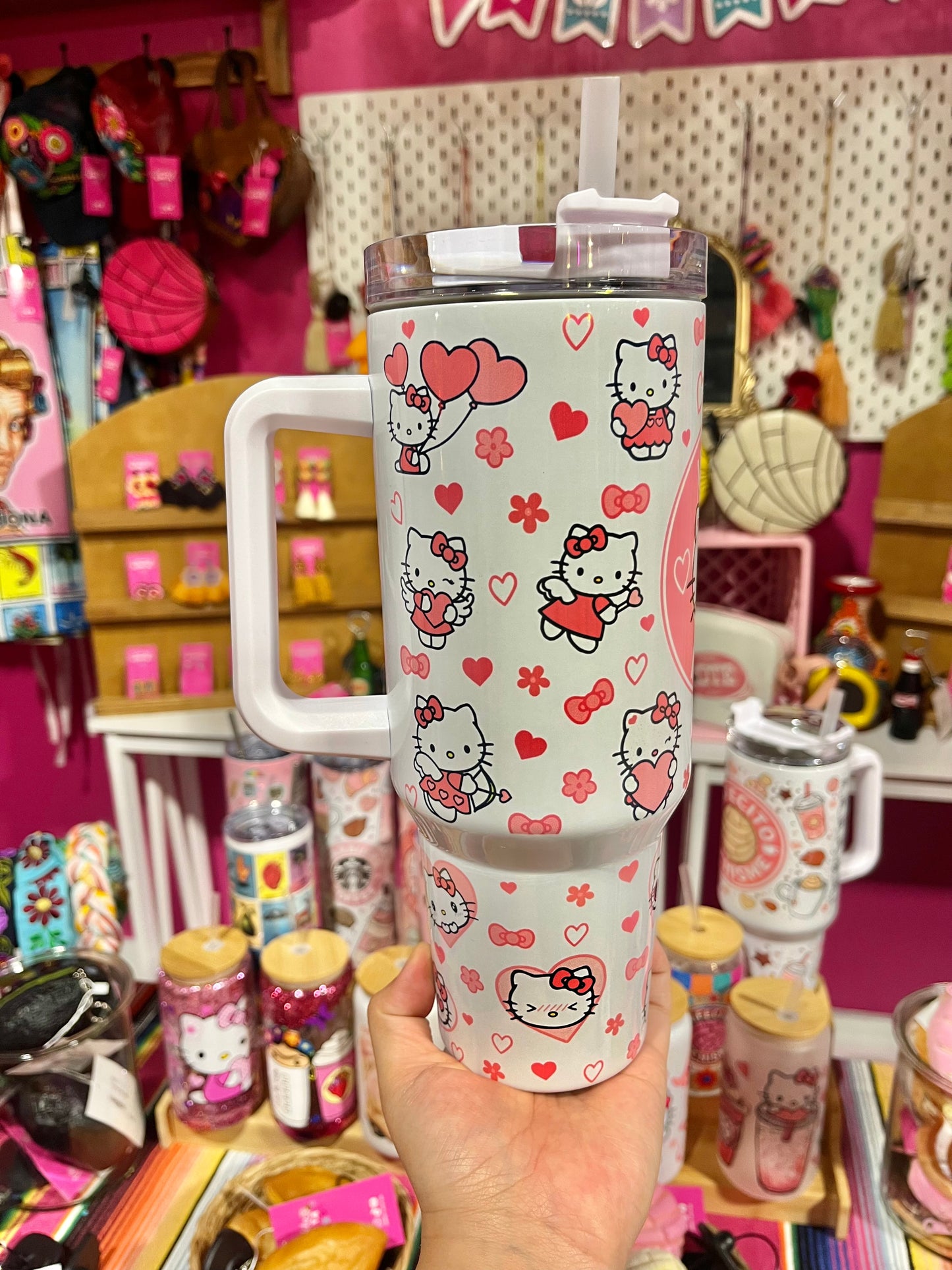 Hello kitty 40 oz tumbler