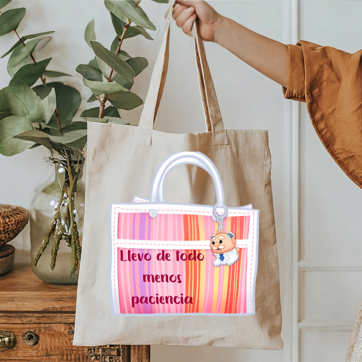 Llevo de todo menos paciencia tote