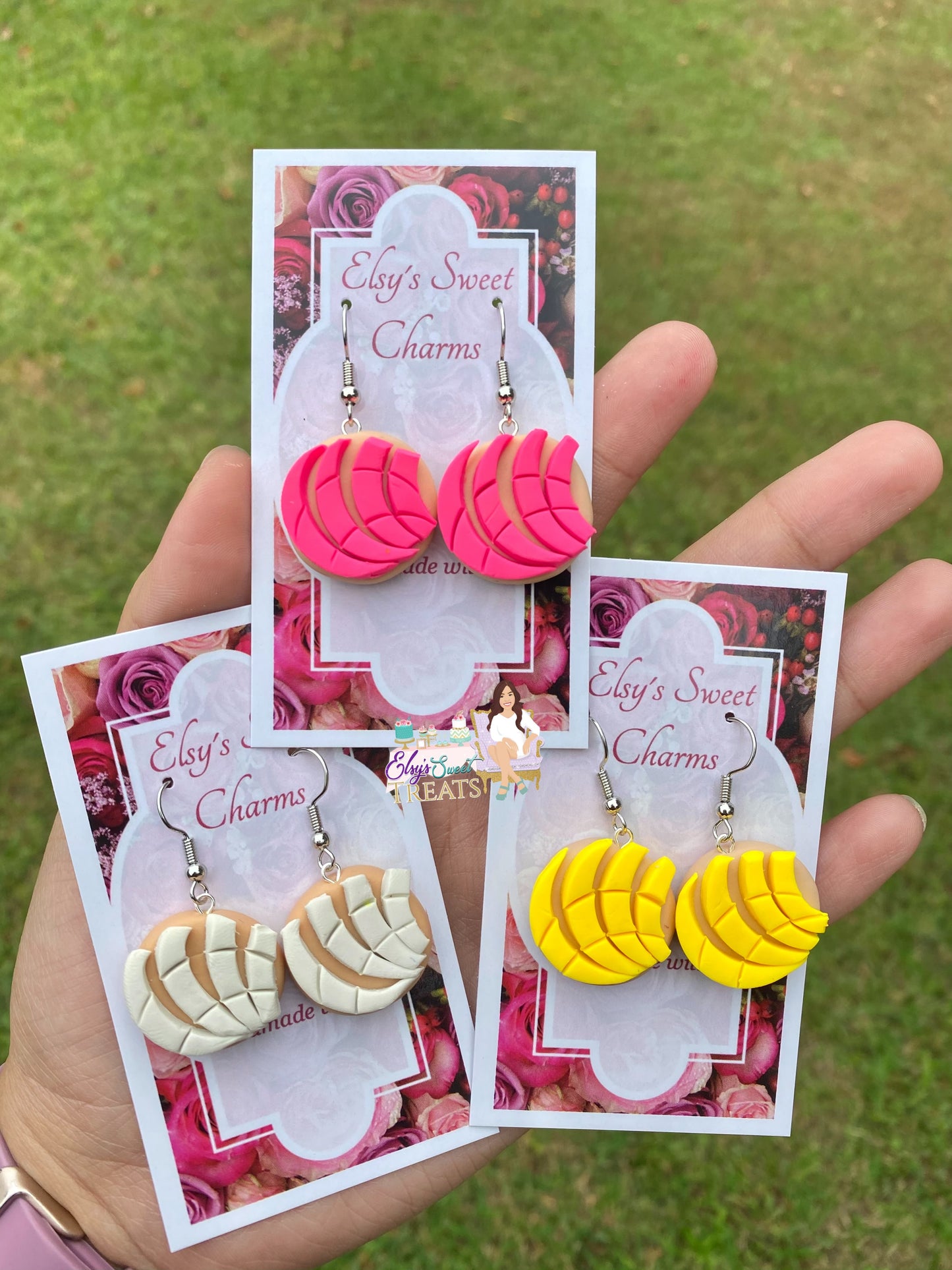 Concha earrings