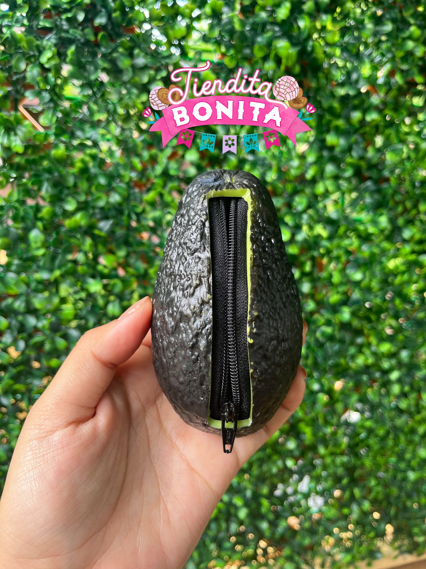 Nopal and aguacate coin purses