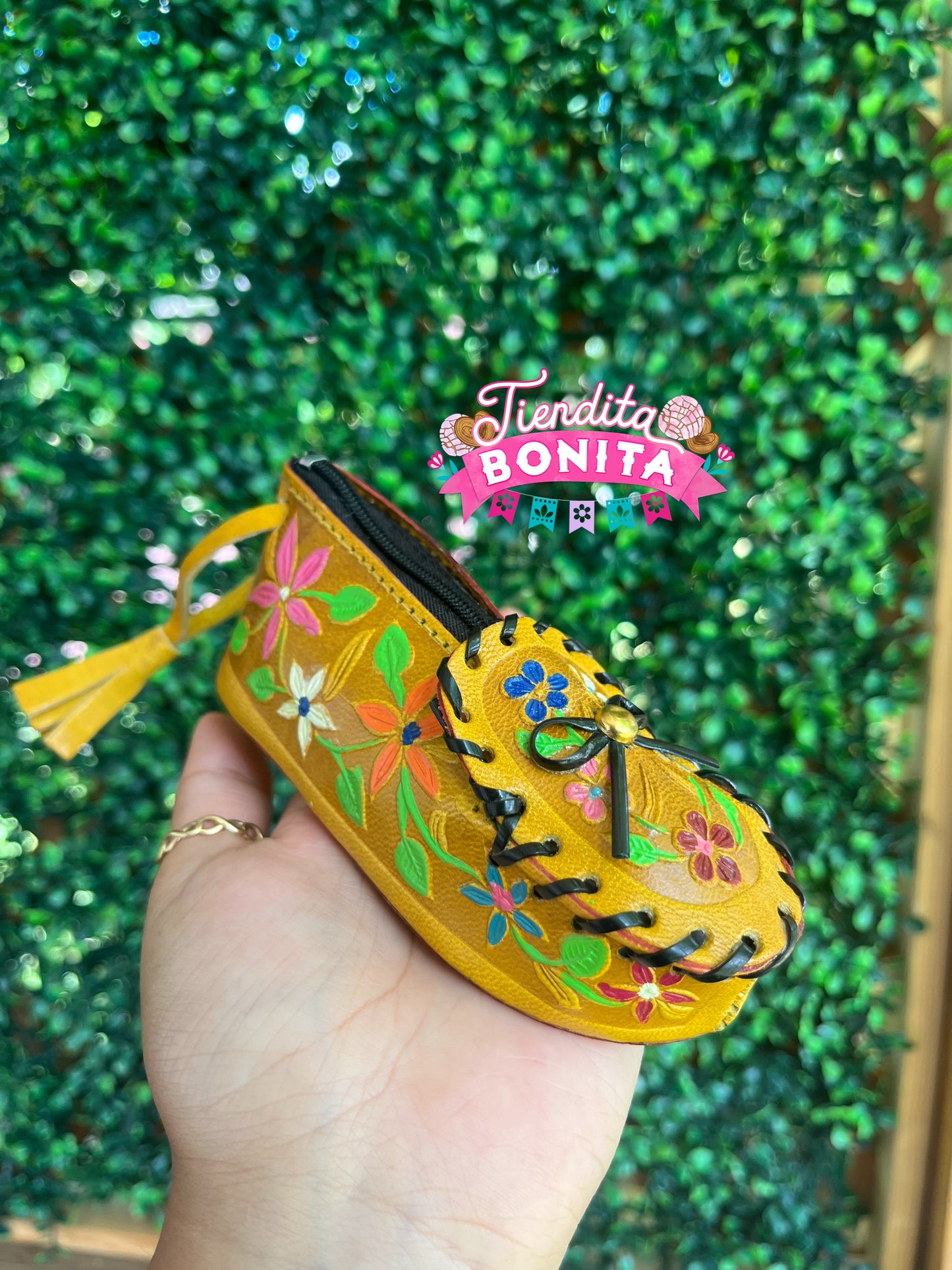 Huaraches monederos