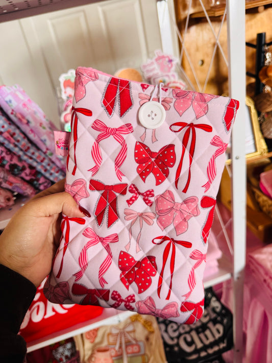 Book sleeve coquette bows