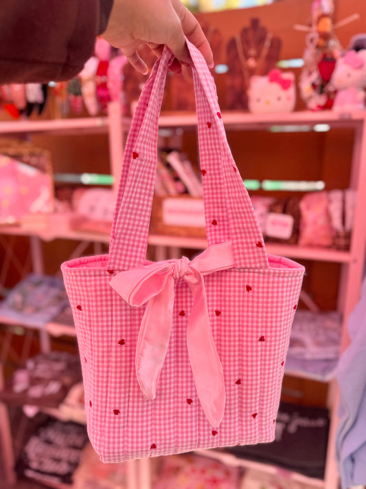 Pink heart checkered quilted tote