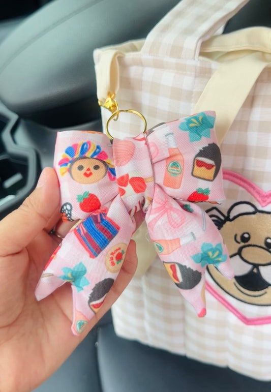 Coqueta bow keychain