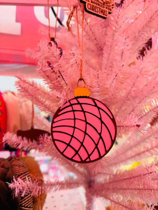 Concha ornament