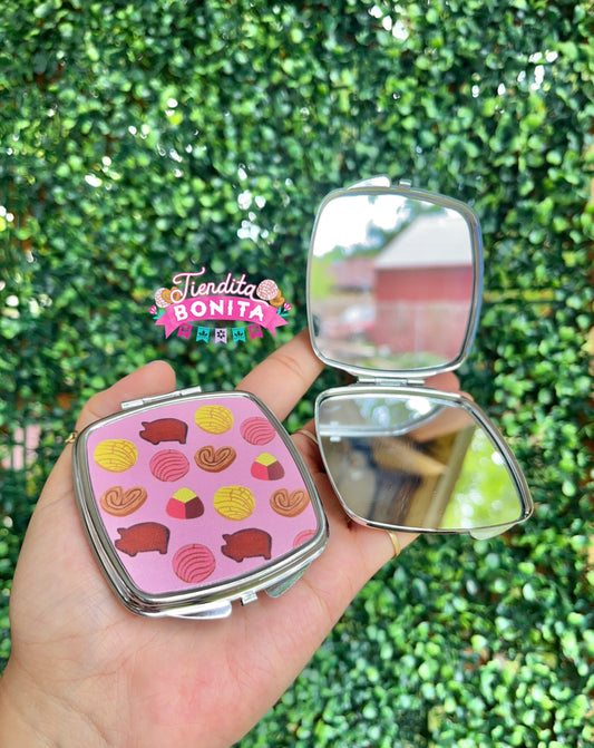 Pan dulce mirrors